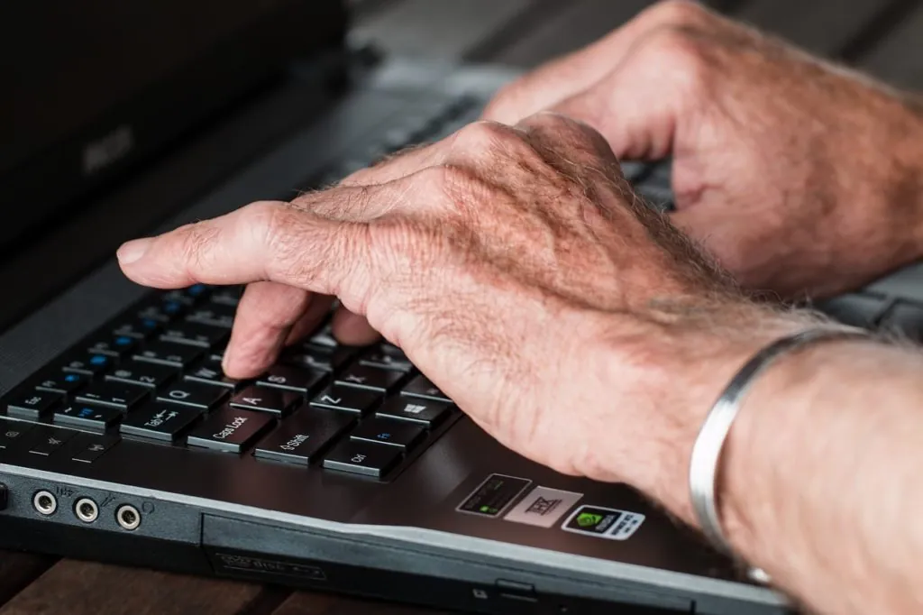 Older Adults' eCommerce Habits in 2024